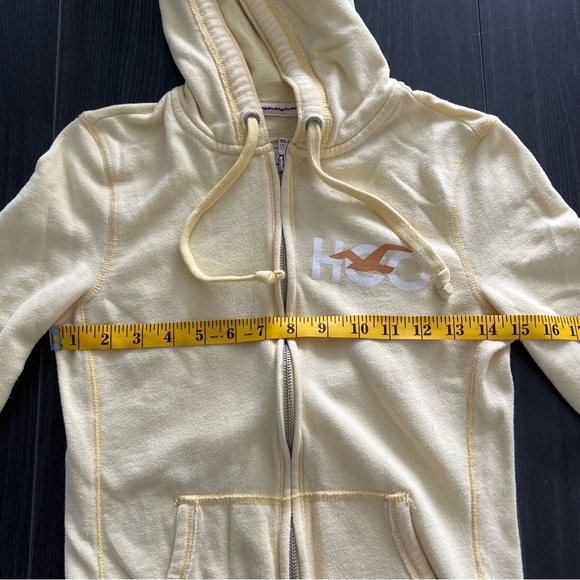 Hollister - Cream Yellow Zip Up Hoodie - Picture 5 of 7